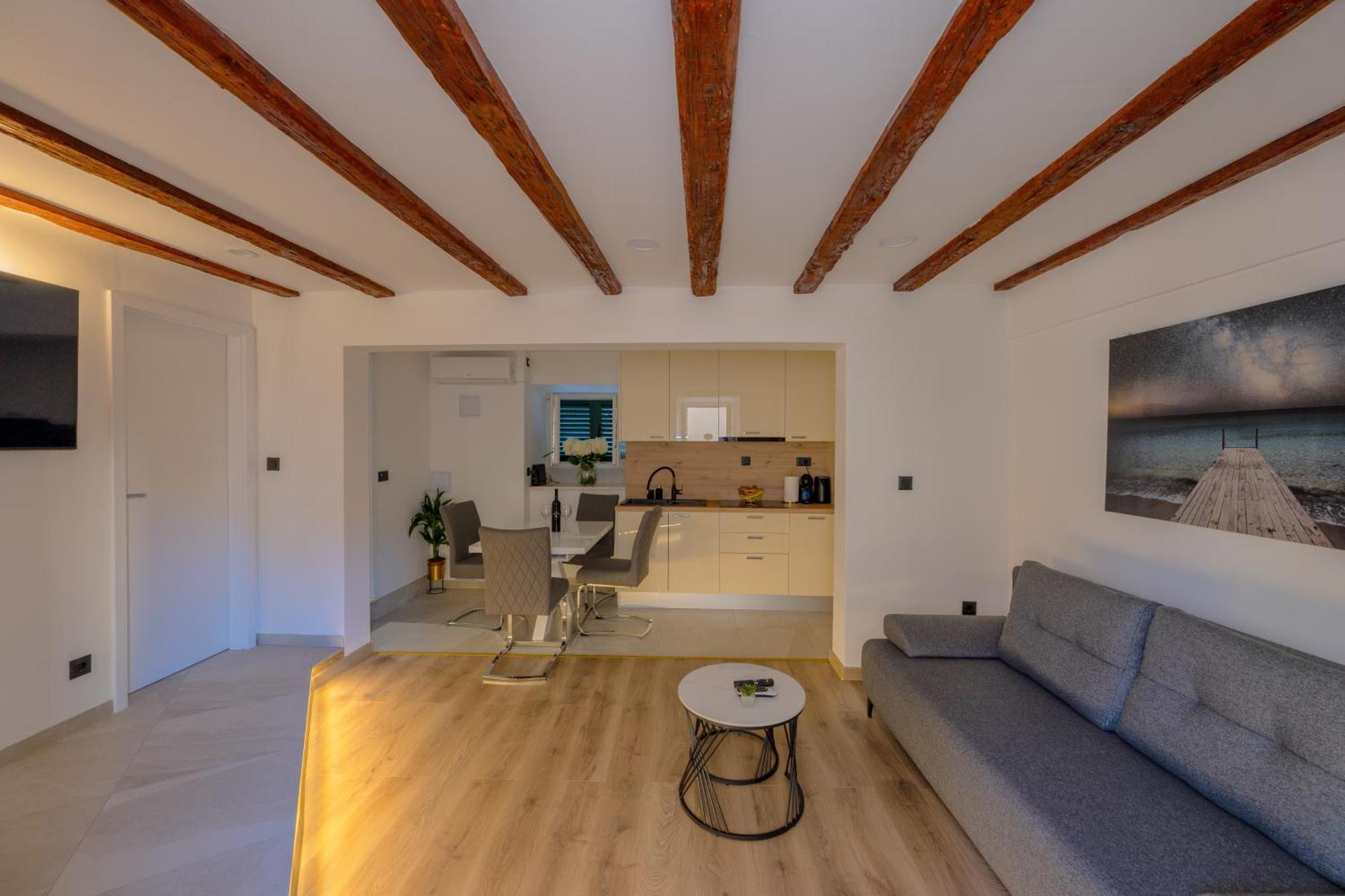 Lejlighed Bernard Deluxe Renovated Peaceful Old Town Gem