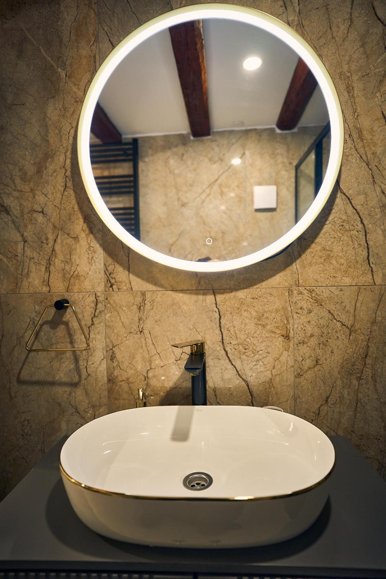 Bernard Deluxe Renovated Peaceful Old Town Gem Lejlighed